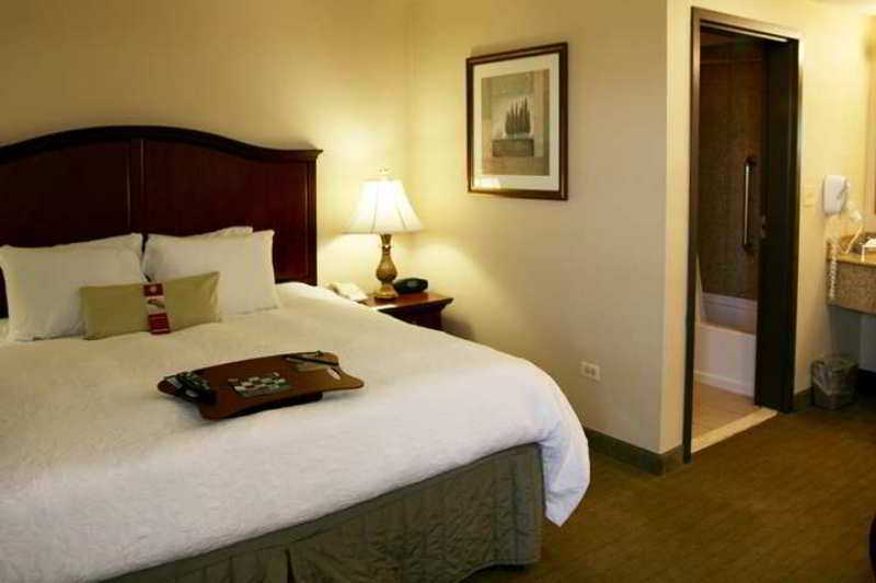 Hampton & Hotel 3*